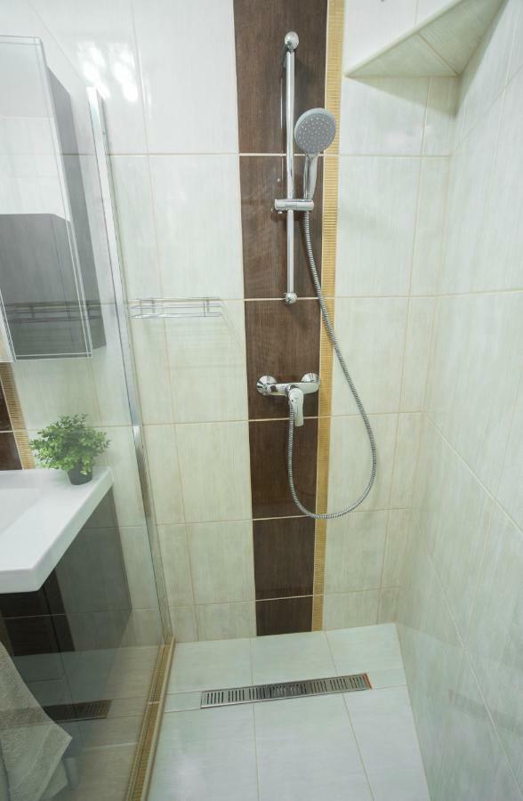 Pisztácia apartman Eger Exterior foto