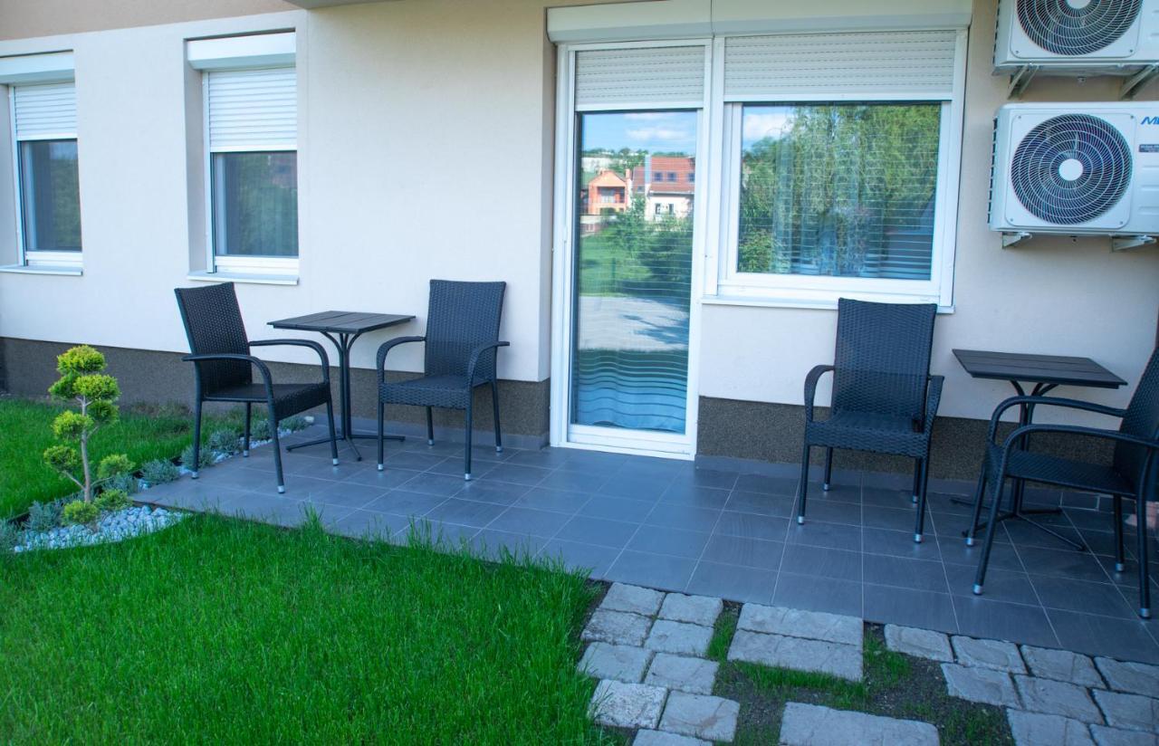 Pisztácia apartman Eger Exterior foto